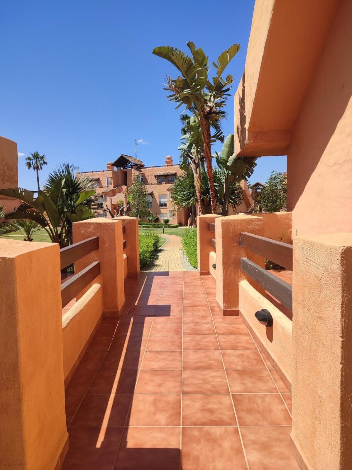 Casares Del Sol Lägenhet Exteriör bild